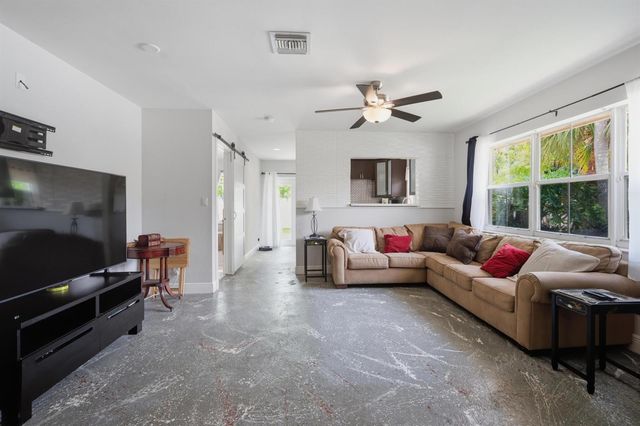 8417 NW 40th Court, Sunrise, FL 33351