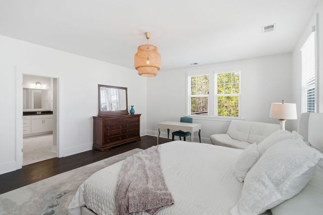 1645 Banning Street, Mount Pleasant, SC 29466