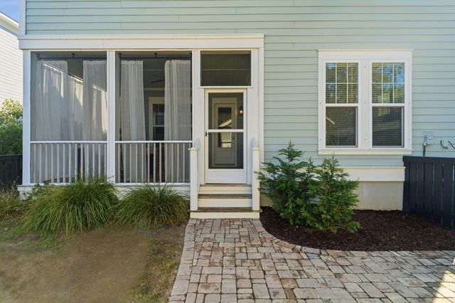 1645 Banning Street, Mount Pleasant, SC 29466