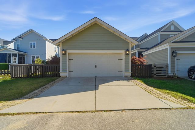 1645 Banning Street, Mount Pleasant, SC 29466