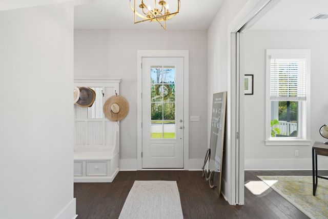 1645 Banning Street, Mount Pleasant, SC 29466