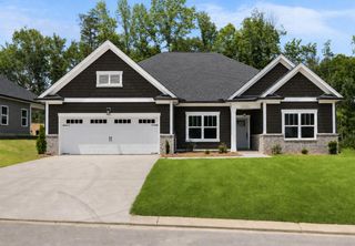 196 Winchester Drive 18, Rossville, GA 30741