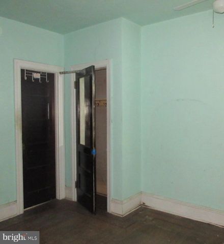 5841 COBBS CREEK PKWY, Philadelphia, PA 19143