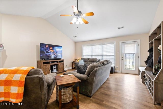 1121 Worthington Blvd, Maryville, TN 37801