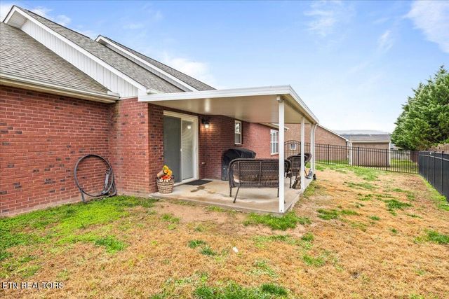 1121 Worthington Blvd, Maryville, TN 37801