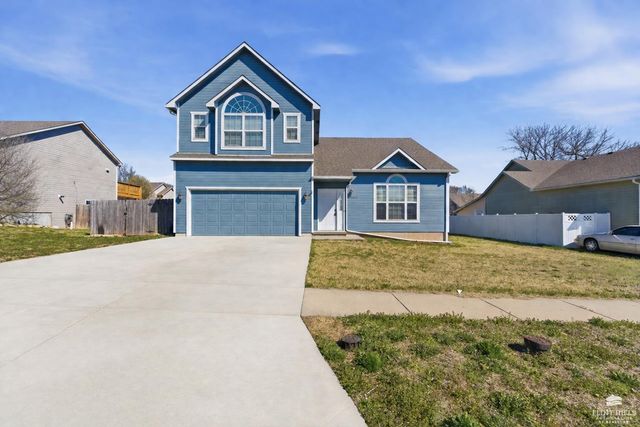 803 Sagebrush Way, Junction City, KS 66441