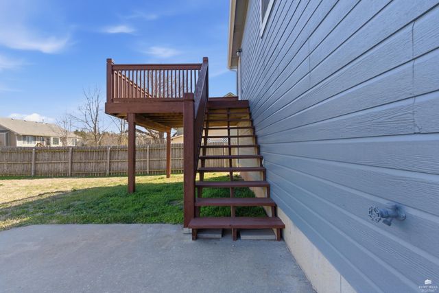 803 Sagebrush Way, Junction City, KS 66441