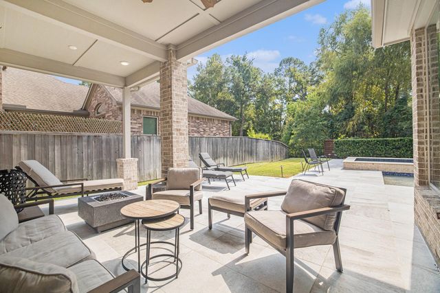 206 Liatris Court, Conroe, TX 77304