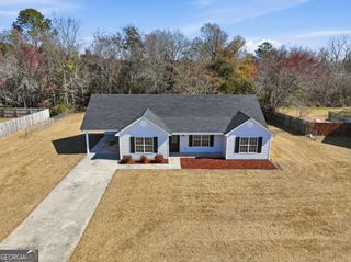102 Sweetbriar Lane, Ocilla, GA 31774