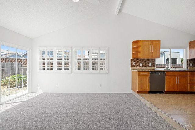 121 Yankee Jim Ct, Vallejo, CA 94589