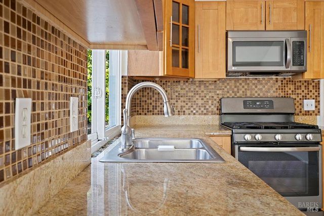 121 Yankee Jim Ct, Vallejo, CA 94589