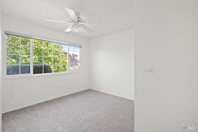 121 Yankee Jim Ct, Vallejo, CA 94589