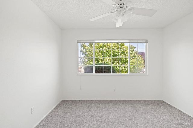 121 Yankee Jim Ct, Vallejo, CA 94589