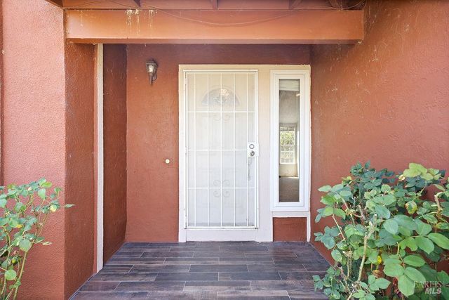 121 Yankee Jim Ct, Vallejo, CA 94589