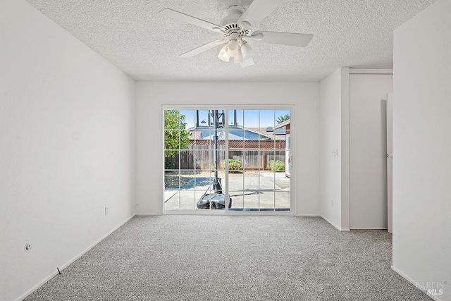 121 Yankee Jim Ct, Vallejo, CA 94589