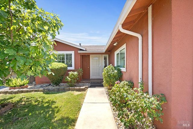121 Yankee Jim Ct, Vallejo, CA 94589