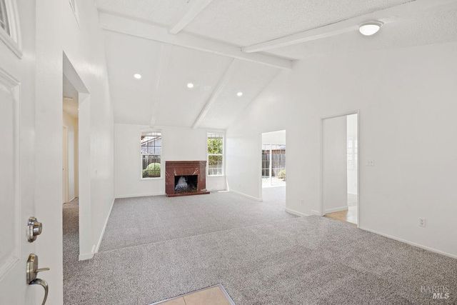 121 Yankee Jim Ct, Vallejo, CA 94589