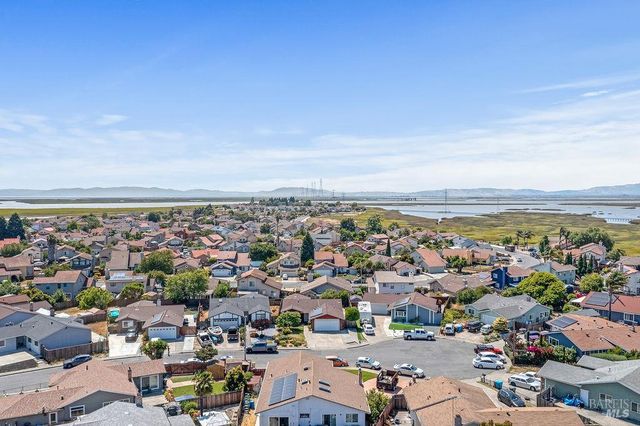 121 Yankee Jim Ct, Vallejo, CA 94589