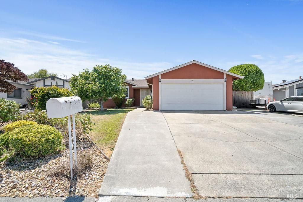 121 Yankee Jim Ct, Vallejo, CA 94589