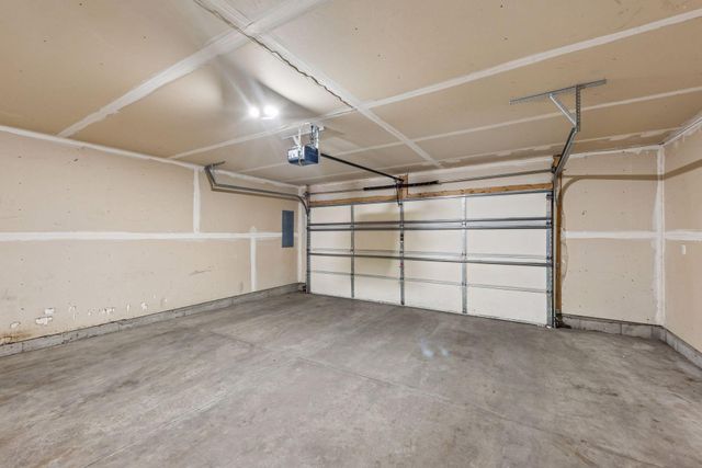 727 2nd Street NE, Hopkins, MN 55343
