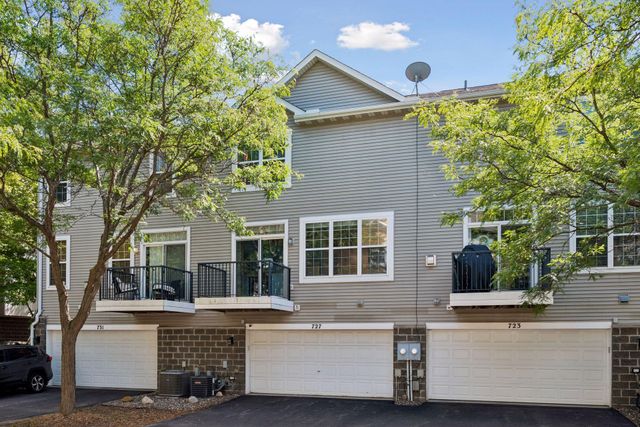 727 2nd Street NE, Hopkins, MN 55343