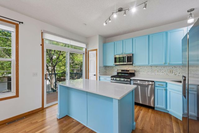 727 2nd Street NE, Hopkins, MN 55343