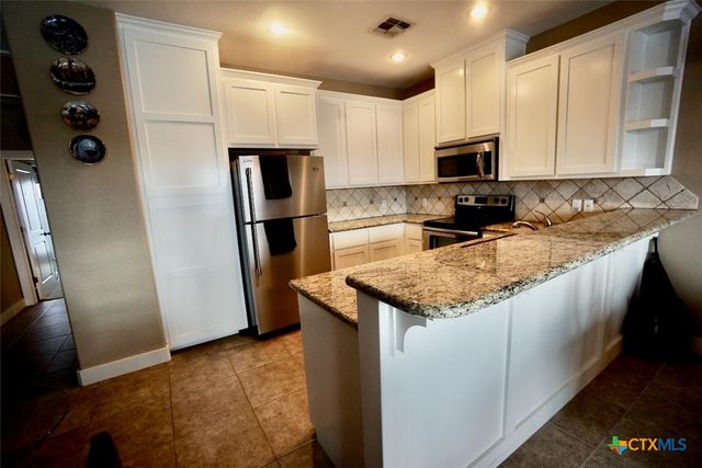 605 S 13th Street 605, Port O'connor, TX 77982