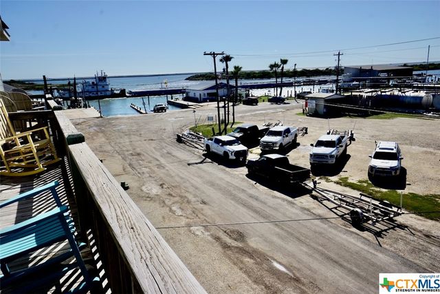 605 S 13th Street 605, Port O'connor, TX 77982