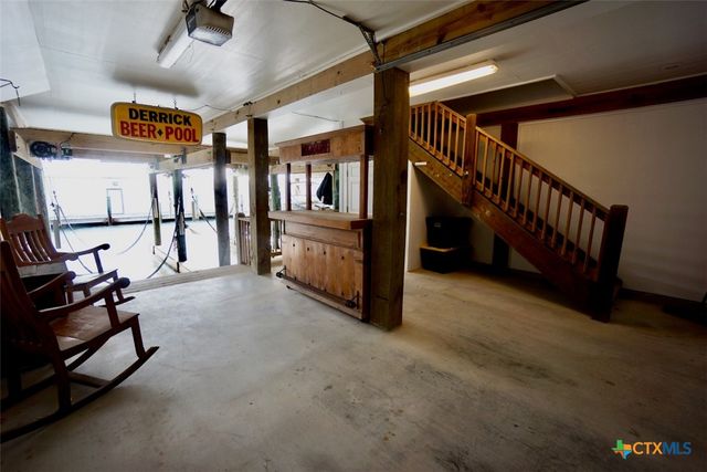 605 S 13th Street 605, Port O'connor, TX 77982