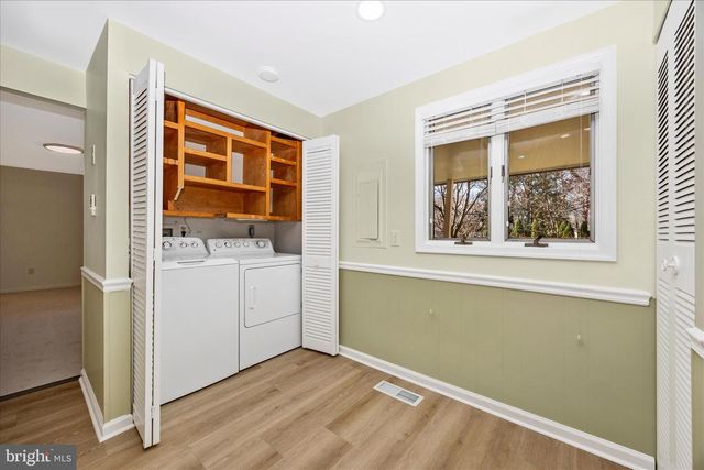 14 CHERRY GROVE, North Potomac, MD 20878