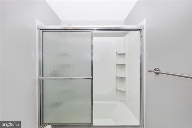 14 CHERRY GROVE, North Potomac, MD 20878