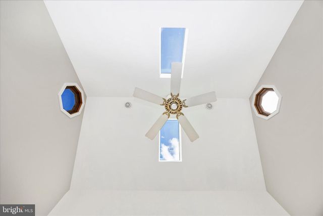 14 CHERRY GROVE, North Potomac, MD 20878