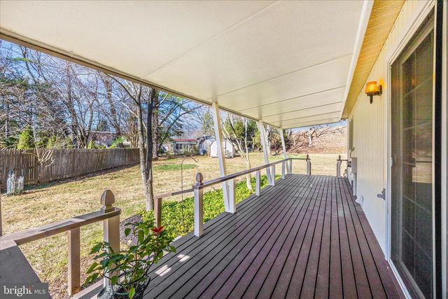 14 CHERRY GROVE, North Potomac, MD 20878