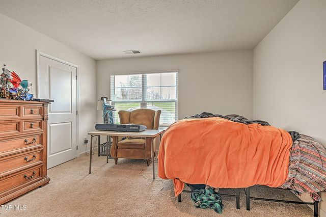 5399 Wildlife Circle, Piney Flats, TN 37686