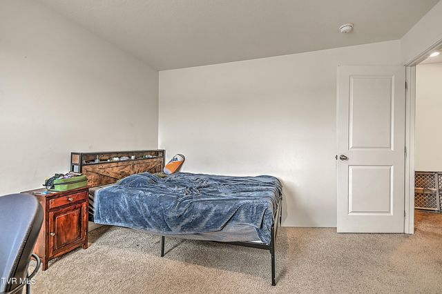 5399 Wildlife Circle, Piney Flats, TN 37686