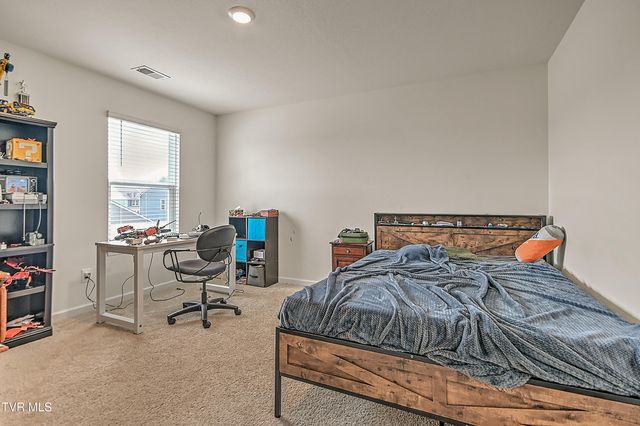 5399 Wildlife Circle, Piney Flats, TN 37686