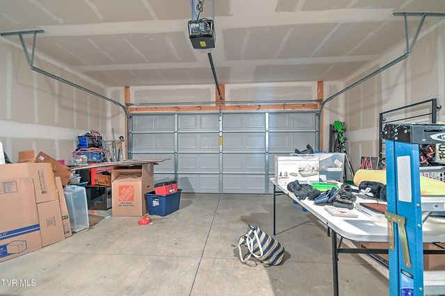 5399 Wildlife Circle, Piney Flats, TN 37686