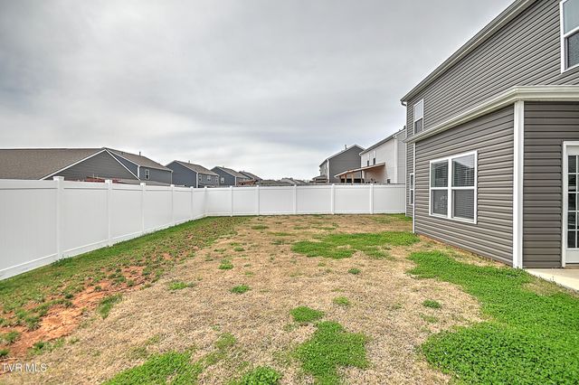 5399 Wildlife Circle, Piney Flats, TN 37686