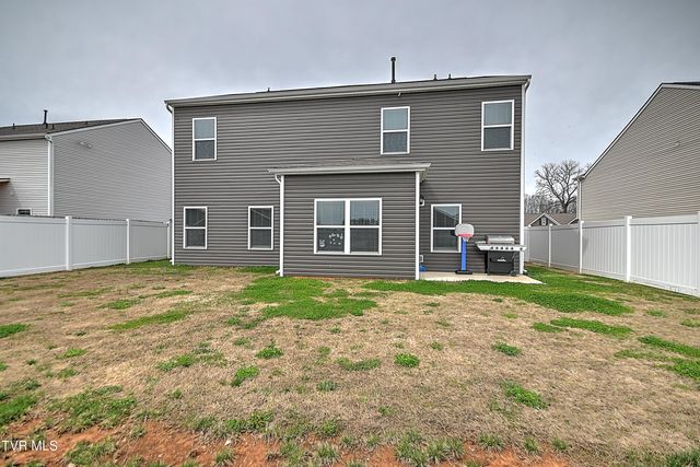 5399 Wildlife Circle, Piney Flats, TN 37686