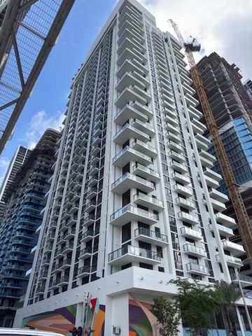 11 NE 6TH Street 2215, Miami, FL 33132