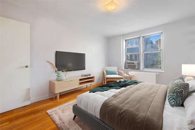 72-81 113th Street 6T, Forest Hills, NY 11375