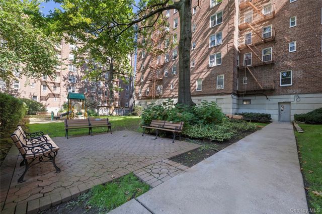 72-81 113th Street 6T, Forest Hills, NY 11375