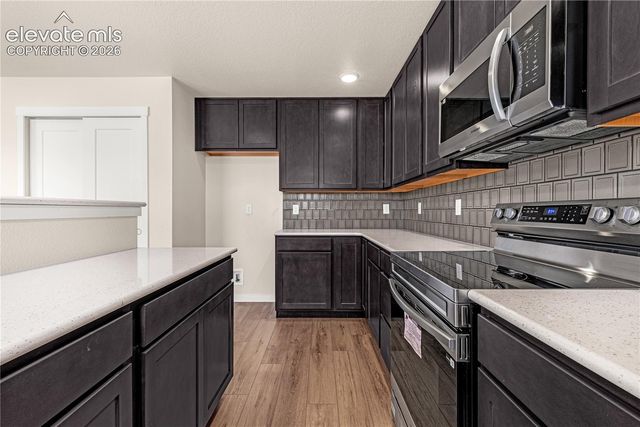 741 Little Bear Grove, Colorado Springs, CO 80907