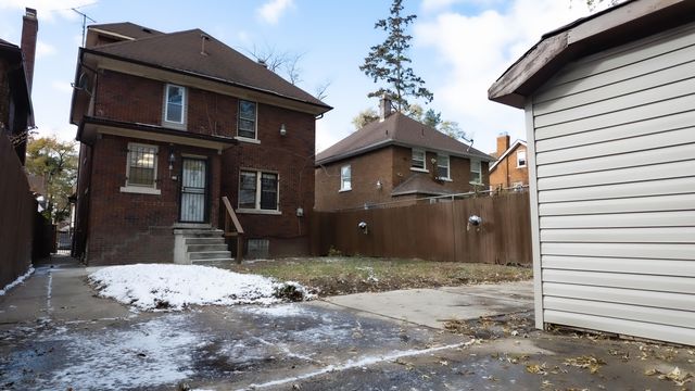 18968 Pennington Drive, Detroit, MI 48221