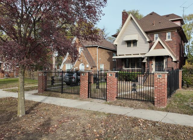 18968 Pennington Drive, Detroit, MI 48221