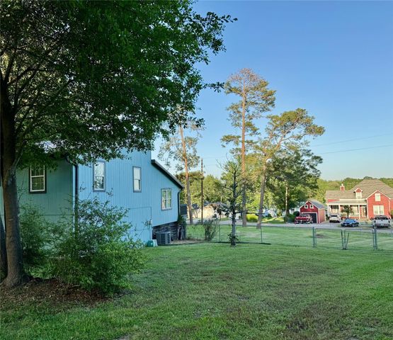 16445 Lochness Drive, Willis, TX 77318