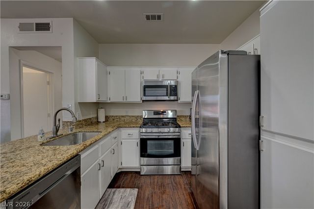 251 South Green Valley Parkway 4822, Henderson, NV 89012
