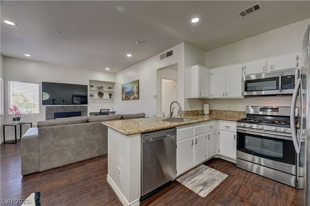 251 South Green Valley Parkway 4822, Henderson, NV 89012