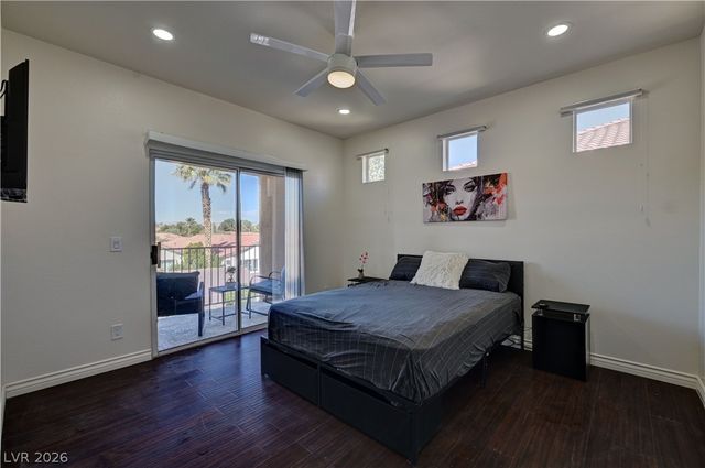 251 South Green Valley Parkway 4822, Henderson, NV 89012
