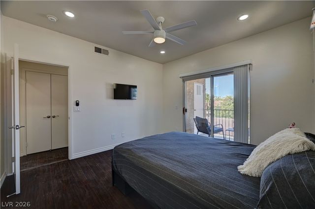 251 South Green Valley Parkway 4822, Henderson, NV 89012